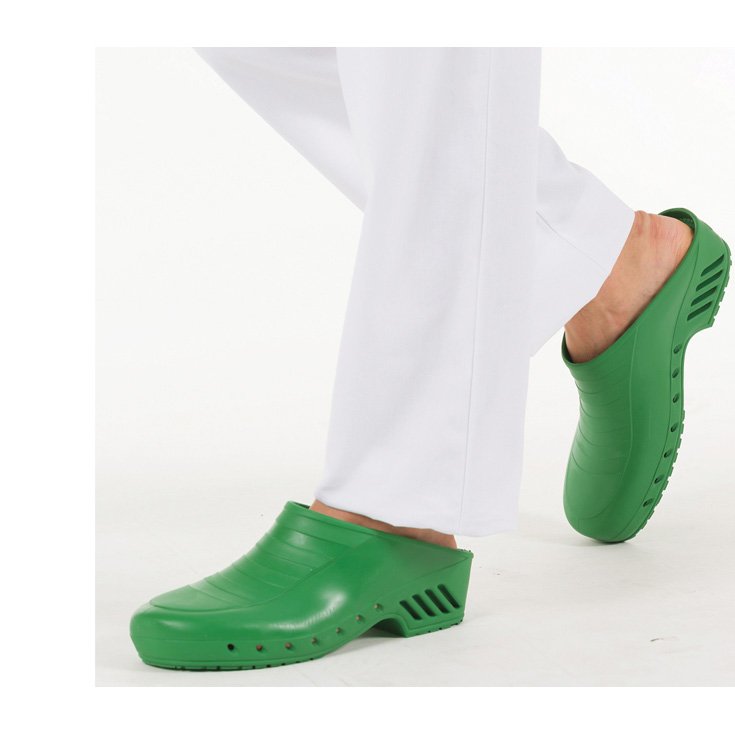 GRÜNE CLOGS OHNE LÖCHER 34/35