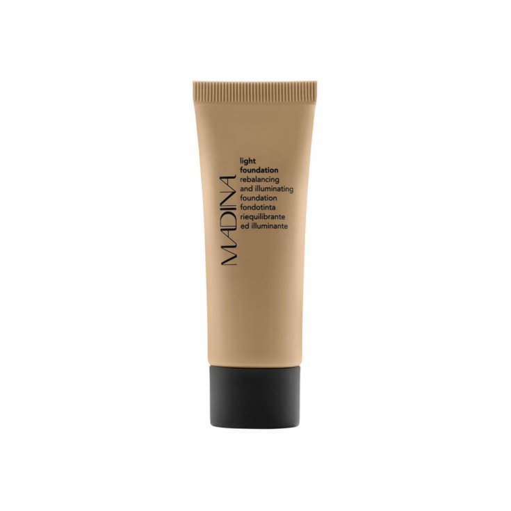 Madina Milano Light Foundationam 03