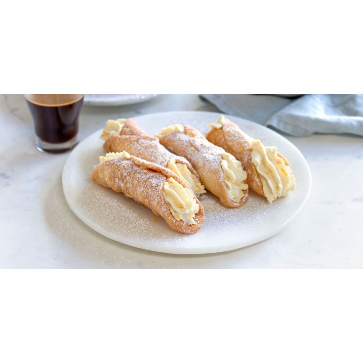 CANNOLO SICILIANO ALLA RICOTTA