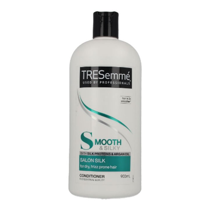 Tresemmé Smooth and Silky Conditioner für trockenes und krauses Haar 900 ml